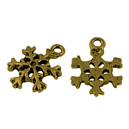 Tibetan Style Alloy Pendants, Lead Free & Cadmium Free & Nickel Free, Antique Golden, Snowflake, Christmas, 13mm in diameter, 3mm thick, hole: 2mm(GQA-400Y-NF)