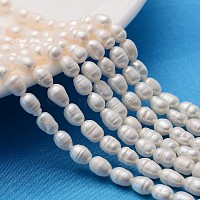 classer un brin de perles d'eau douce de culture naturelle, idée de cadeau du jour de mère, perles de riz, blanc, 5.6~7x4~5 mm, trou: 0.8 mm, environ 27 pcs / brin, 7.1 pouce(18cm) de long