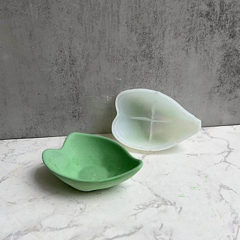 DIY Leaf Dish Tray Silicone Molds, Storage Molds, for UV Resin, Epoxy Resin Craft Making, White, 129x96.5x43mm