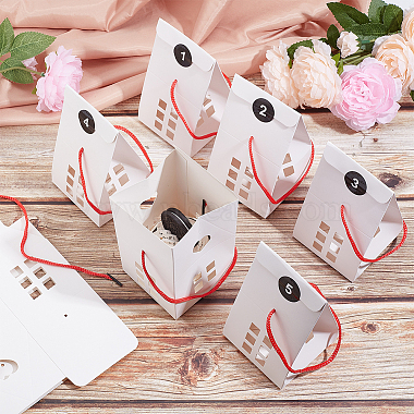Pandahall Elite 25 définit une boîte cadeau rectangulaire pliable en papier de Noël créatif avec fenêtre et 1 étiquettes autocollantes en papier à pois(CON-PH0002-85B)-5