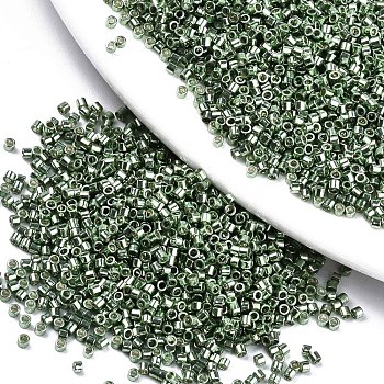 11/0 Grade A Baking Paint Glass Seed Beads, Cylinder, Uniform Seed Bead Size, Opaque Colours Luster, Medium Sea Green, about 1.5x1mm, Hole: 0.5mm, about 20000pcs/bag