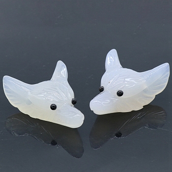 Natural White Agate Carved Healing Wolf Head Figurines, Reiki Energy Stone Display Decorations, 48~50x33~35x14.5~16.5mm