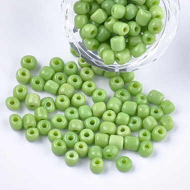 5mm LightGreen Round Glass Beads