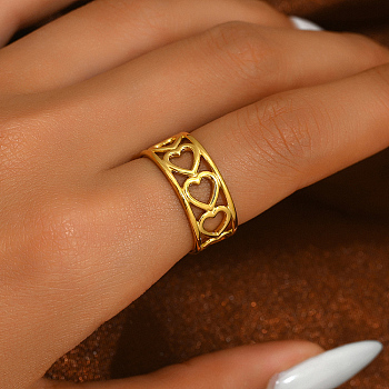 Fashionable Hollow Heart Brass Open Cuff Ring for Women, Golden