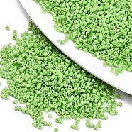 11/0 Grade A Baking Paint Glass Seed Beads, Cylinder, Uniform Seed Bead Size, Opaque Colours Luster, Light Green, about 1.5x1mm, Hole: 0.5mm, about 20000pcs/bag(SEED-S030-1035)