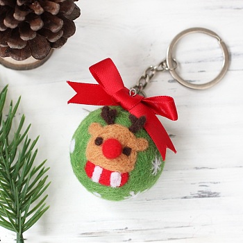 Christmas Theme Needle Felting Keychain Kit with Instructions, Christmas Reindeer/Stag Shaped Felting Kits, Mixed Color