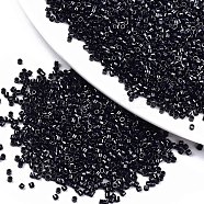 11/0 Grade A Baking Paint Glass Seed Beads, Cylinder, Uniform Seed Bead Size, Opaque Colours Luster, Black, about 1.5x1mm, Hole: 0.5mm, about 20000pcs/bag(SEED-S030-0606)