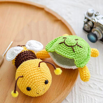 DIY Bee & Turtle Display Doll Decoration Crochet Kit, Including Cotton Thread, Knitting Tools, Gold, 14x6cm