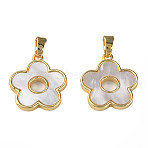 Natural Shell Pendants, with Real 18K Gold Plated Brass Findings, Nickel Free, Flower, Creamy White, 17x15x2mm, Hole: 2.5x4mm(X-KK-N233-223)