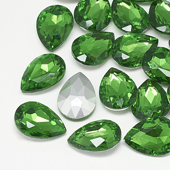 Pointed Back Glass Rhinestone Cabochons, Back Plated, Faceted, teardrop, Emerald, 10x7x4mm