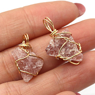 Raw Rough Natural Strawberry Quartz Pendants, Nuggets Charms with Golden Plated Copper Wire Wrapped, 18~30x12~22mm(FIND-PW0020-04B)